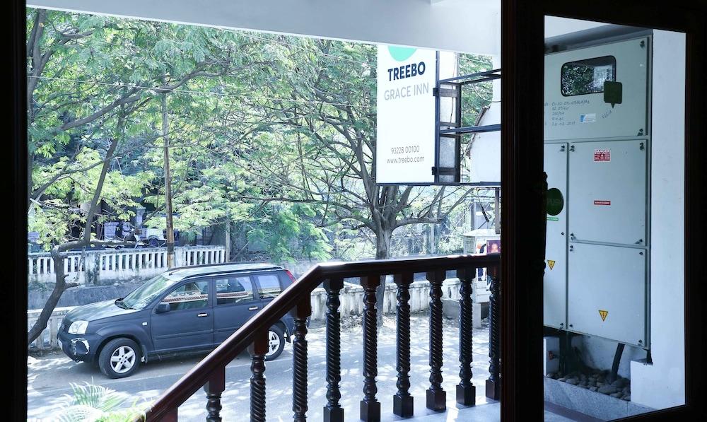 Treebo Grace Inn, 3 Min Walk From Promenade Beach Pondicherry Bagian luar foto