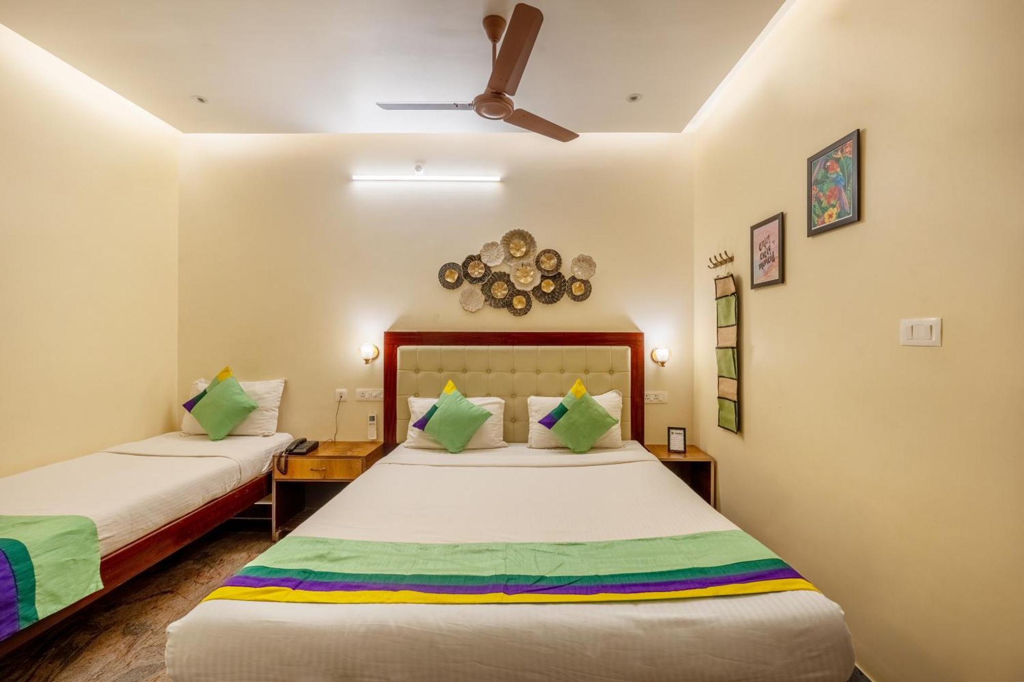 Treebo Grace Inn, 3 Min Walk From Promenade Beach Pondicherry Bagian luar foto