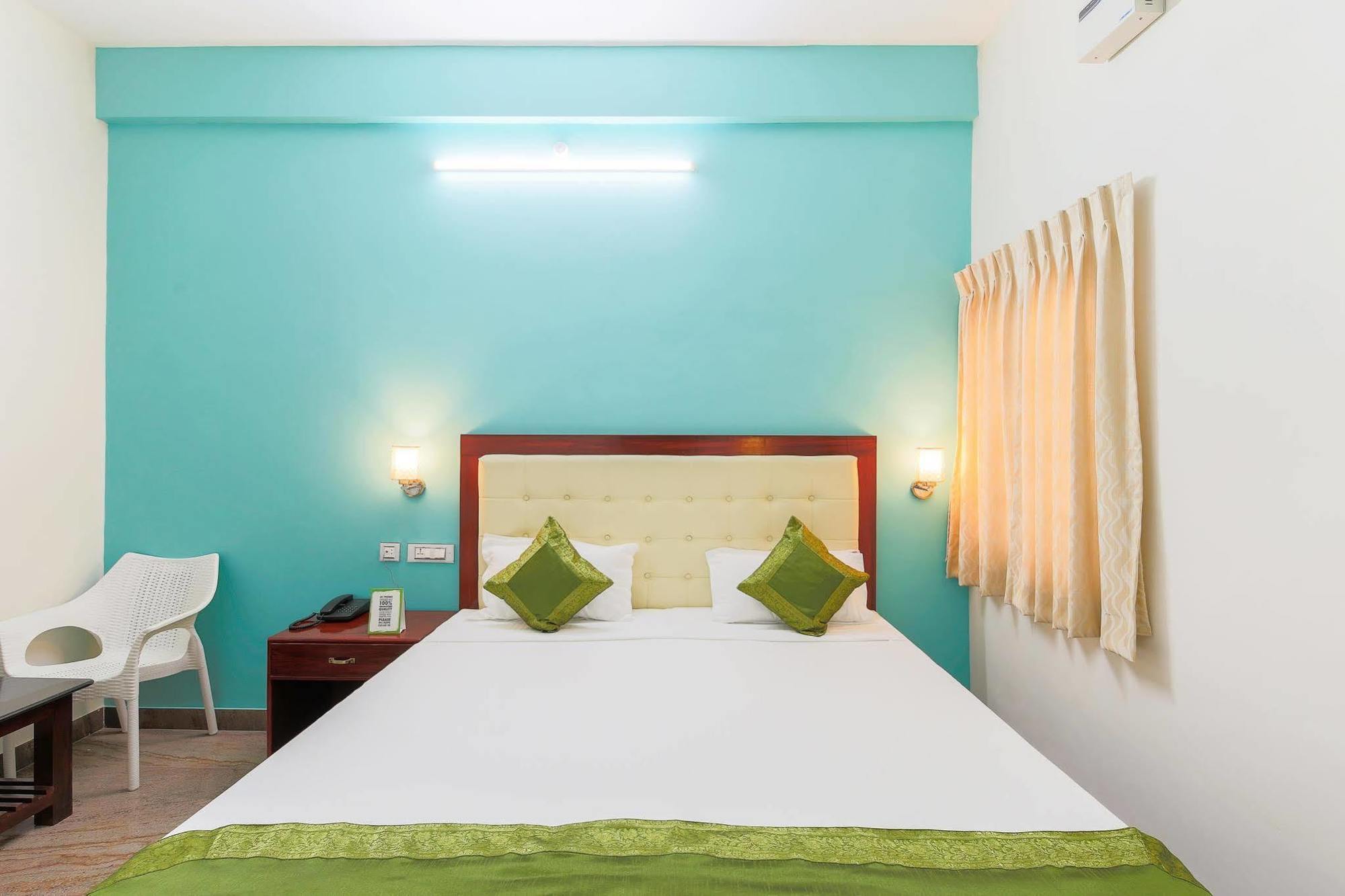 Treebo Grace Inn, 3 Min Walk From Promenade Beach Pondicherry Bagian luar foto