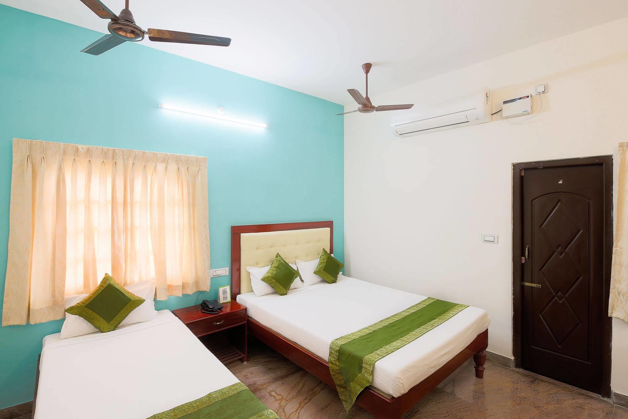 Treebo Grace Inn, 3 Min Walk From Promenade Beach Pondicherry Bagian luar foto